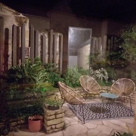 B&B Cote Loire Les Rosiers Exterior foto